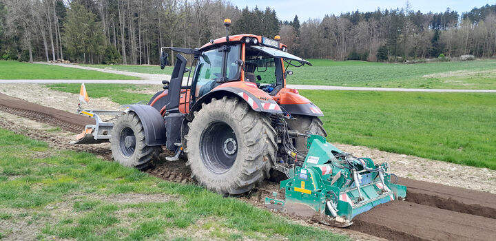Bodenbearbeitung  für Neuansaaten